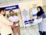 تقدیر رئیس بیمارستان امام سجاد (ع) خشت و کنارتخته از نیروهای تنظیفات، به مناسبت روز جهانی کار وکارگر